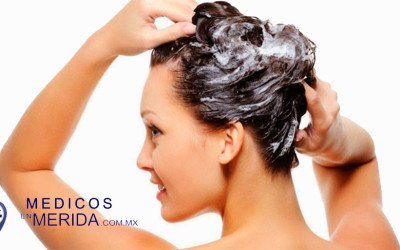 ¿Es sano no lavarse el pelo con champú?