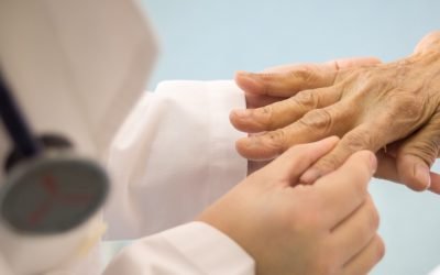 ¿A quién debo acudir reumatólogo o traumatólogo?