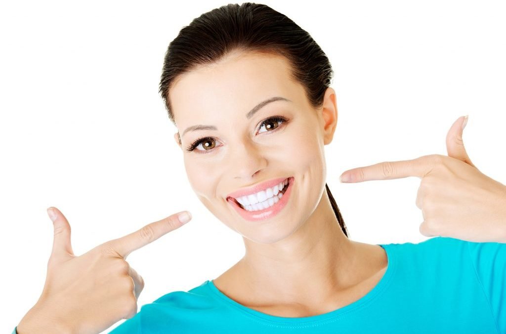¿En qué consiste el blanqueamiento dental?